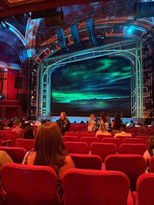 Broadway Theatre - 53rd Street, section: Orchestra R, row: Q, seat: 11