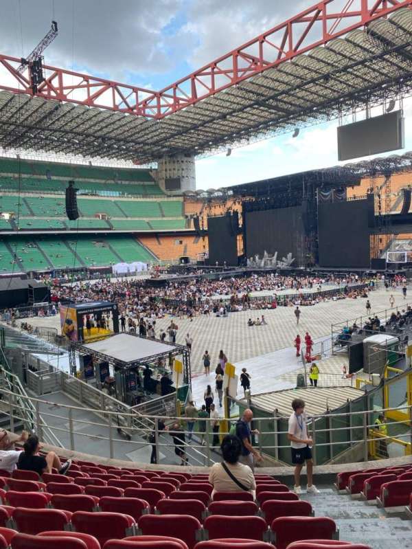 San Siro, section: Y02, row: 12, seat: 2
