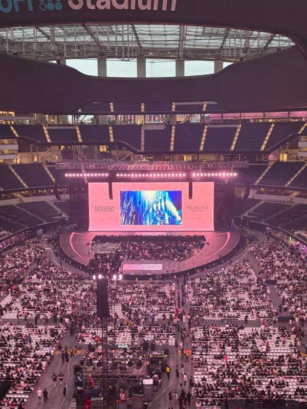 SoFi Stadium, section: 336, row: 4, seat: 21