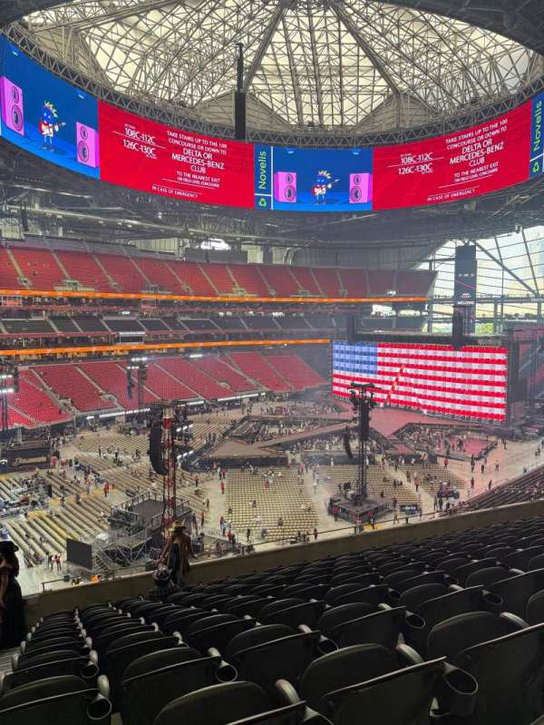 Mercedes-Benz Stadium, section: 217, row: 11, seat: 24