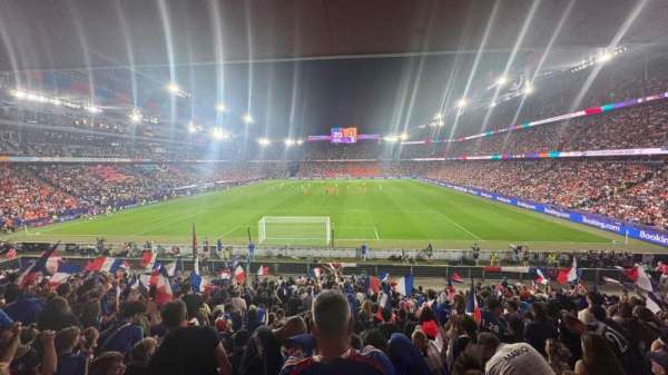 St. Jakob-Park, section: D4 Parkett, row: 21, seat: 326