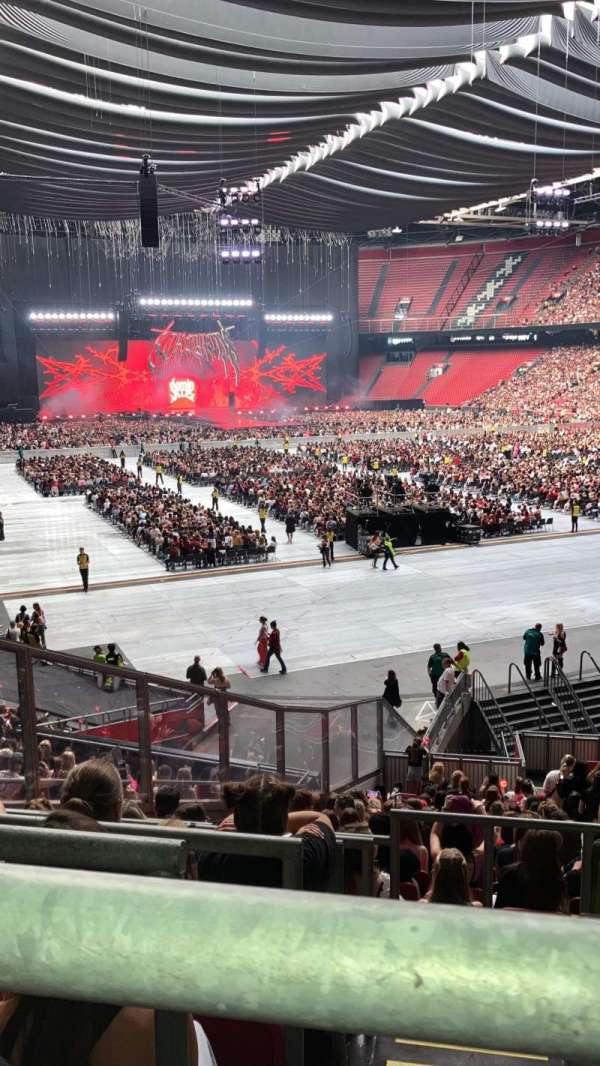 Johan Cruijff ArenA, section: 129, row: 21, seat: 205