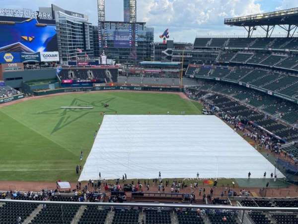 Truist Park, section: 433, row: 2, seat: 16
