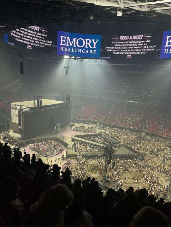 Mercedes-Benz Stadium, section: 337, row: 14, seat: 7/8
