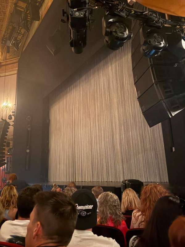 St. James Theatre, section: Orchestra R, row: F, seat: 20