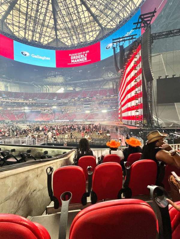 Mercedes-Benz Stadium, section: 107, row: 8, seat: 13