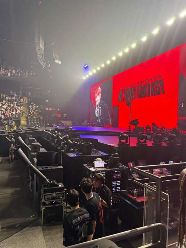 CFG Bank Arena, section: 102, row: B, seat: 2-4