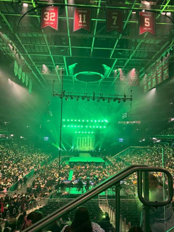Capital One Arena, section: 105, row: V, seat: 9
