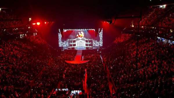 T-Mobile Arena, section: 215, row: G, seat: 1
