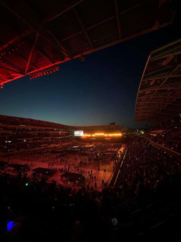 BMO Stadium, section: 219, row: L, seat: 13-16