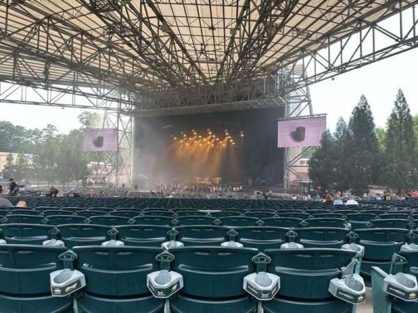 Ameris Bank Amphitheatre, section: 102, row: W, seat: 14