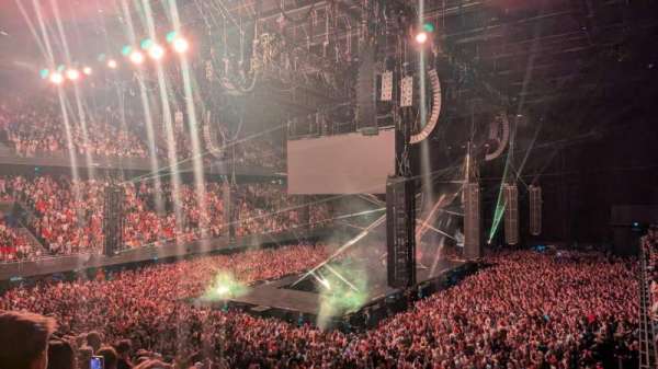 Ziggo Dome, section: 105, row: 11, seat: 173