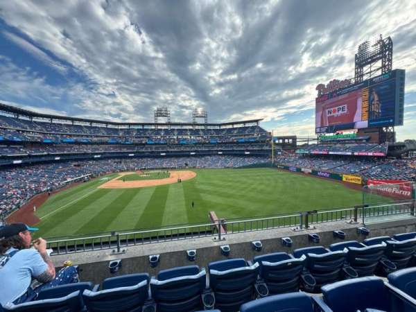 Citizens Bank Park, section: 203, row: 3, seat: 7