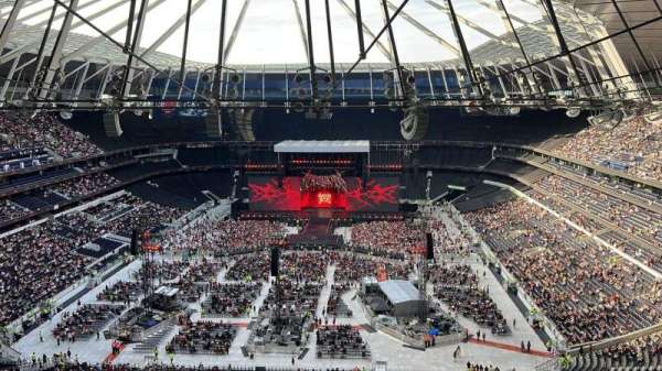 Tottenham Hotspur Stadium, section: 451, row: 81, seat: 187