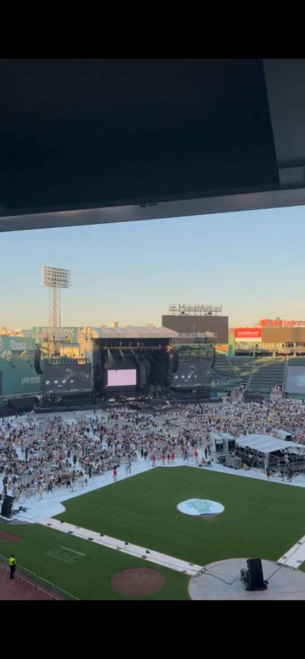 Fenway Park, section: DTC 4, row: 4, seat: 11