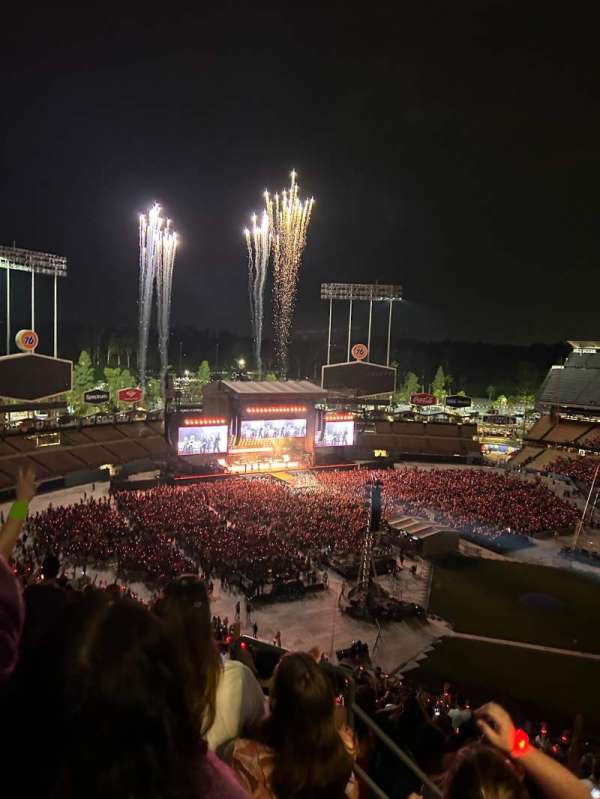 Dodger Stadium, section: 15RS, row: 4, seat: 2