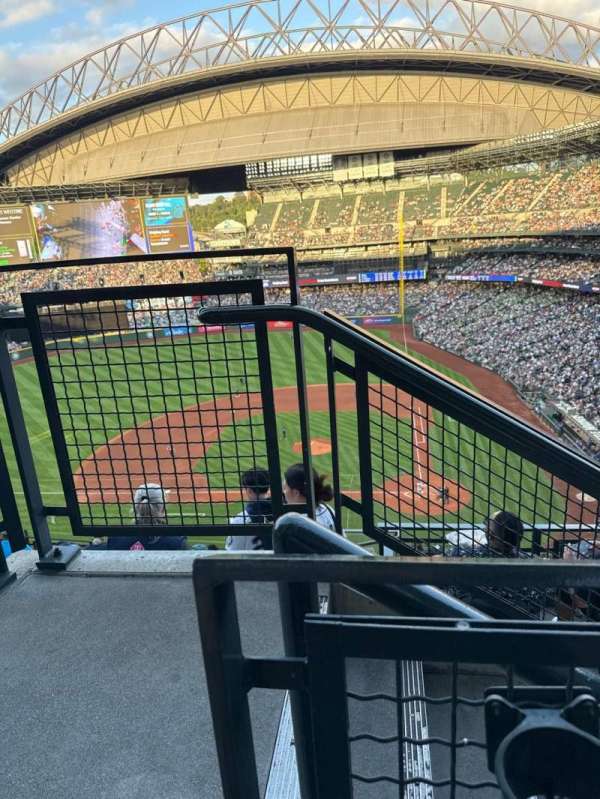T-Mobile Park, section: 334, row: 9, seat: 15