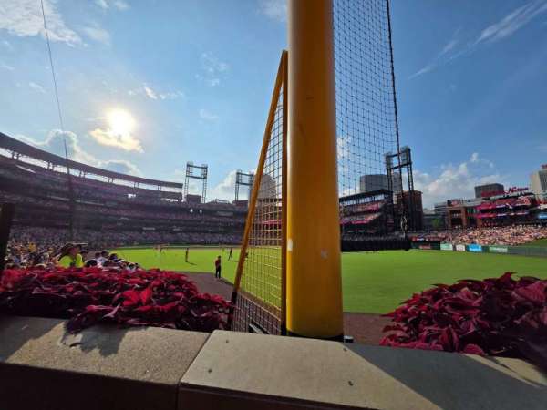 Busch Stadium, section: 130, row: 4, seat: 3
