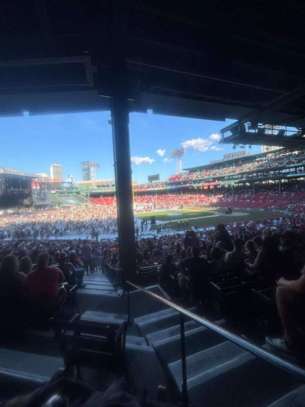 Fenway Park, section: Grandstand 28, row: 5, seat: 1
