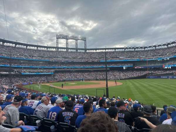 Citi Field, section: 107, row: 20, seat: 19