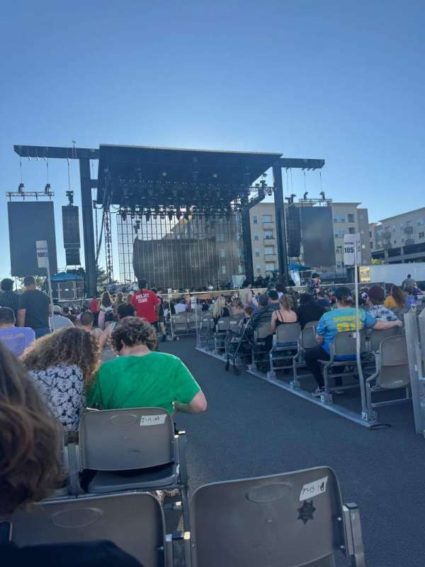 Nugget Event Center, section: 108, row: H, seat: 14