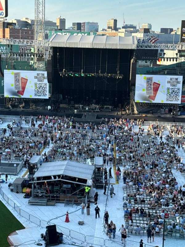 Fenway Park, section: Pavilion Box 3, row: E, seat: 9 10