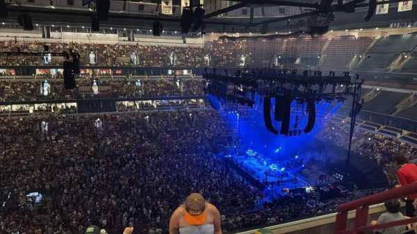 United Center, section: 301, row: 5, seat: 1