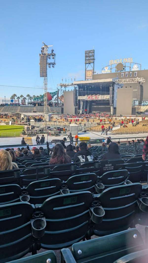 Oracle Park, section: 108, row: 26, seat: 4