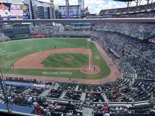 Truist Park, section: 329, row: 1, seat: 14