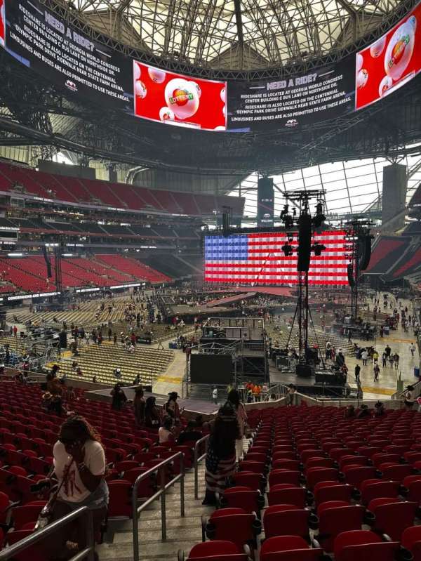 Mercedes-Benz Stadium, section: 116, row: 32, seat: 37