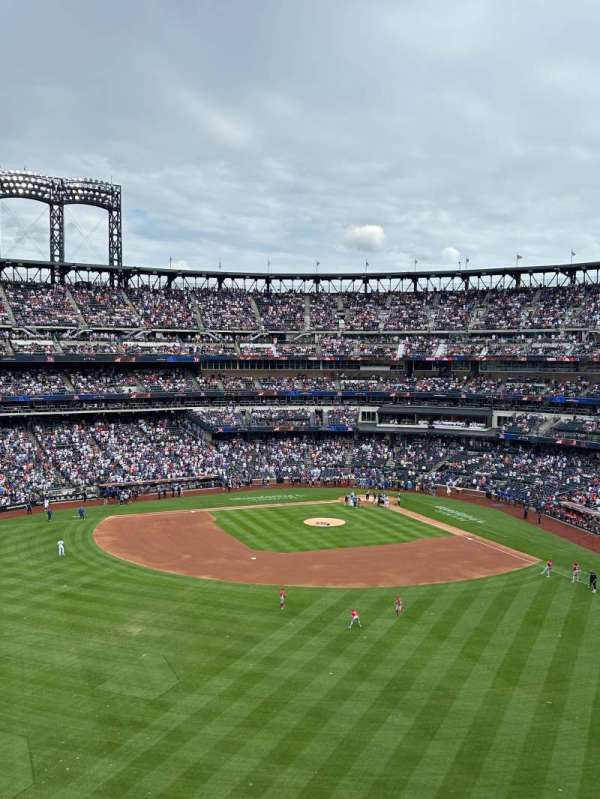 Citi Field, section: 436, row: 1, seat: 1