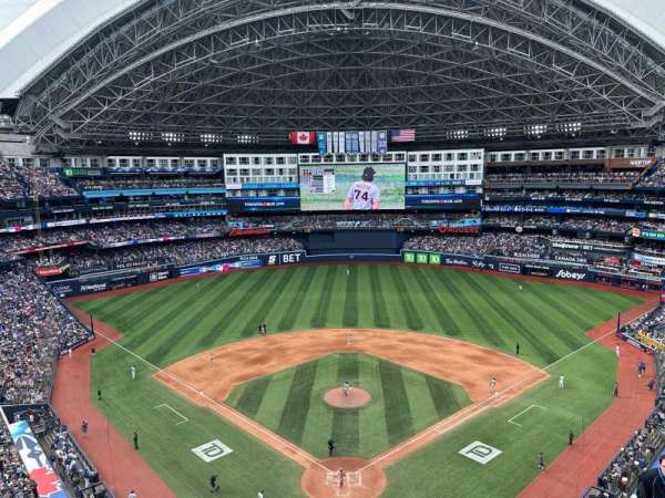 Rogers Centre, section: 524, row: 8, seat: 4