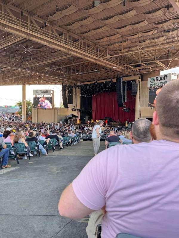 Ruoff Music Center, section: H, row: Y, seat: 1