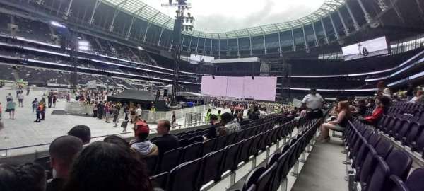 Tottenham Hotspur Stadium, section: 124, row: 7, seat: 736