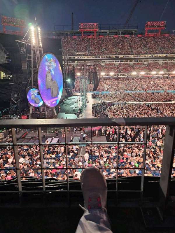 Nissan Stadium, section: 237, row: A, seat: 21