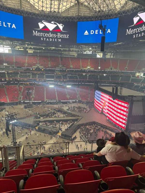 Mercedes-Benz Stadium, section: 312, row: 7, seat: 10