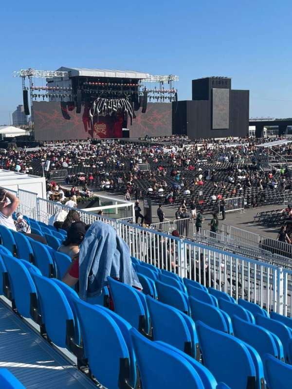 Rogers Stadium, section: E119, row: 7, seat: 8