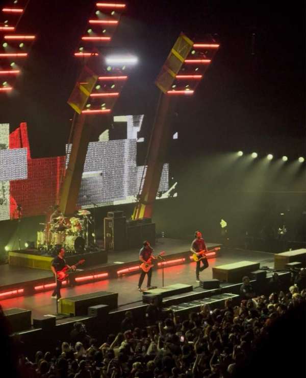 Kia Forum, section: 128, row: 16, seat: 11-12