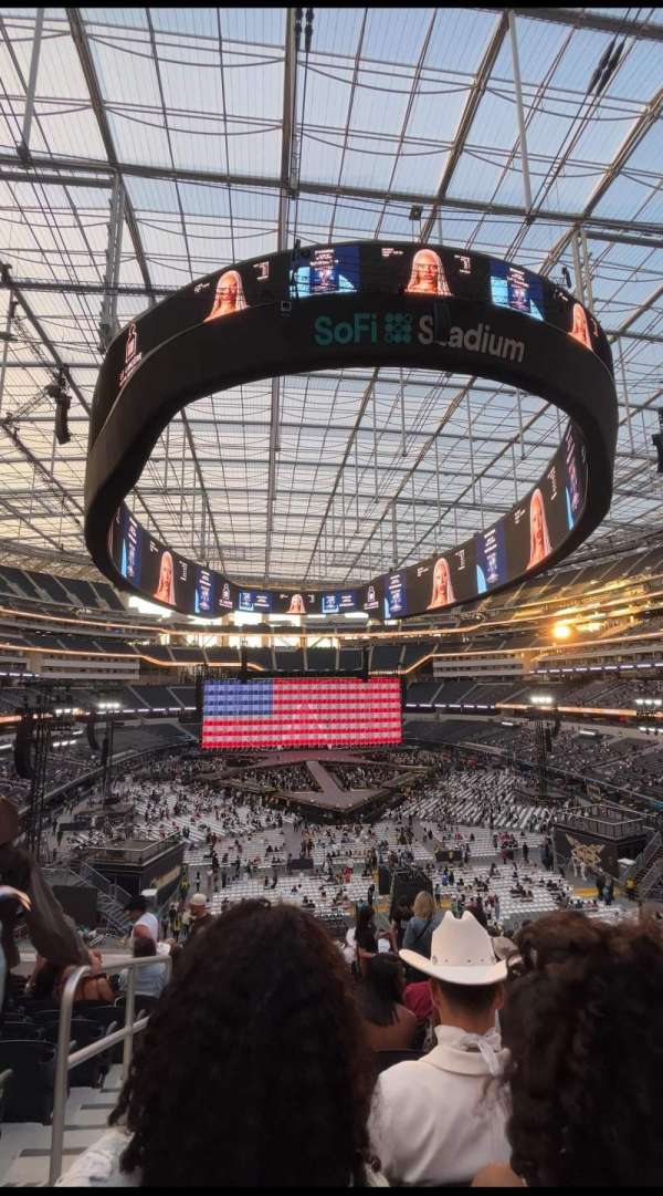 SoFi Stadium, section: 232, row: 14, seat: 22