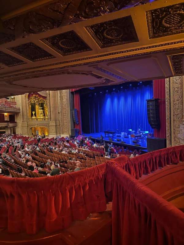 Chicago Theatre, section: Box, row: C, seat: 1