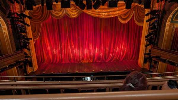Todd Haimes Theatre, section: Mezzanine, row: E, seat: 22