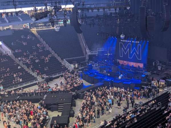 Fiserv Forum, section: 224, row: 5, seat: 17