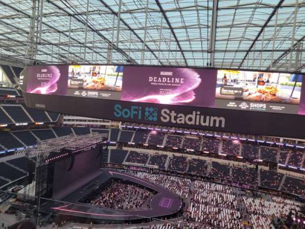 SoFi Stadium, section: 415, row: 3, seat: 5