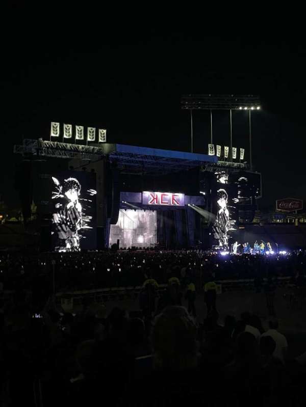 Dodger Stadium, section: 29FD, row: H, seat: 3