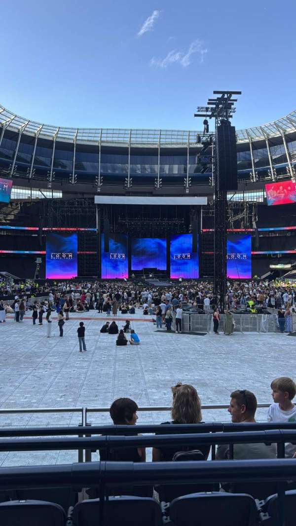 Tottenham Hotspur Stadium, section: 254, row: 7, seat: 232