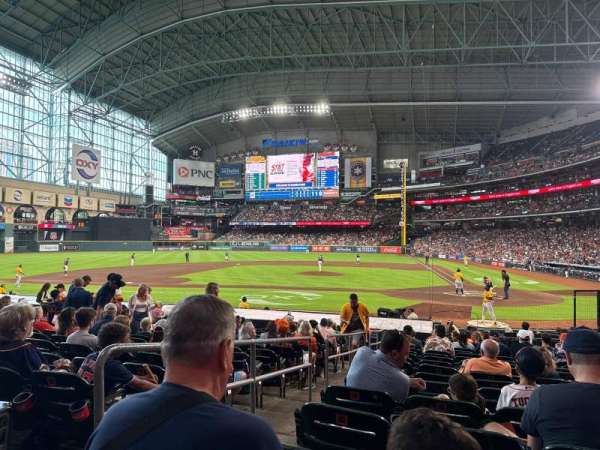 Daikin Park, section: 116, row: 20, seat: 2