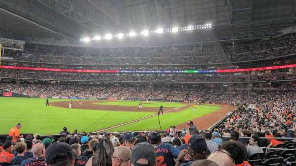 Daikin Park, section: 106, row: 18, seat: 12