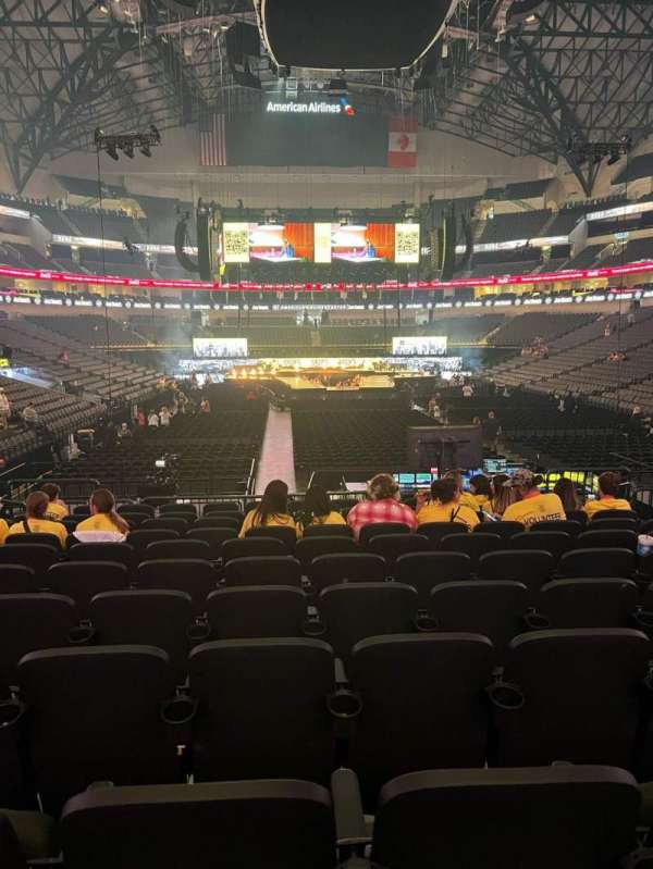 American Airlines Center, section: 113, row: L, seat: 8