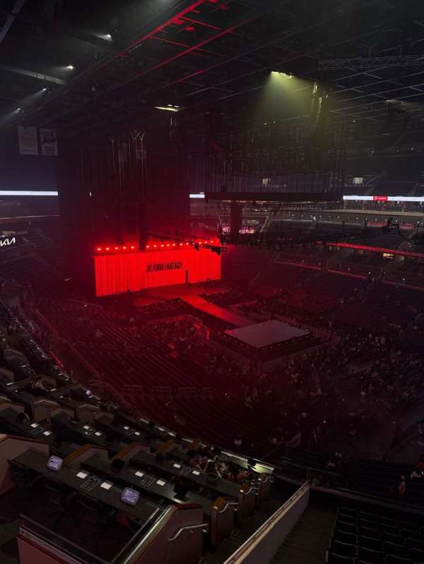 Kia Center, section: 221, row: 1, seat: 14
