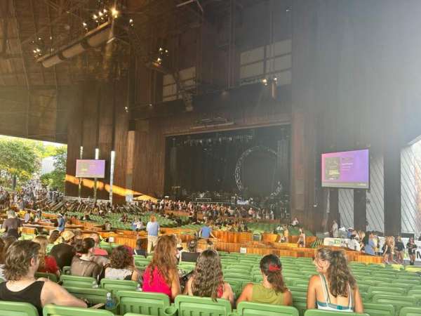 TD Pavilion at the Mann, section: Main 500, row: OO, seat: 506